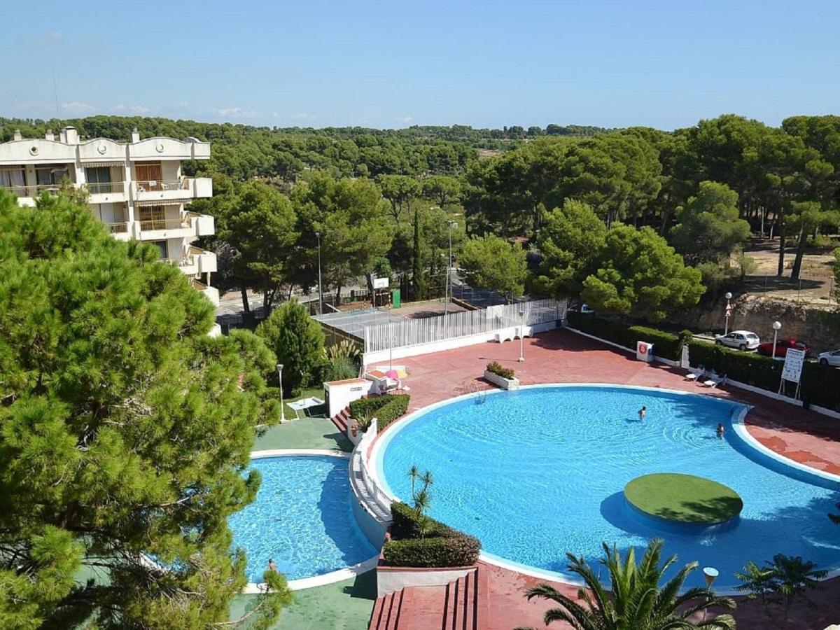Apartamentos La Masia 002 Салоу Экстерьер фото