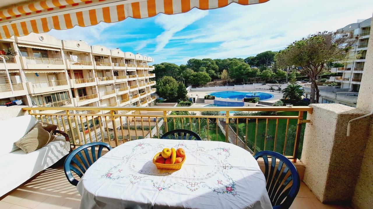 Apartamentos La Masia 002 Салоу Экстерьер фото