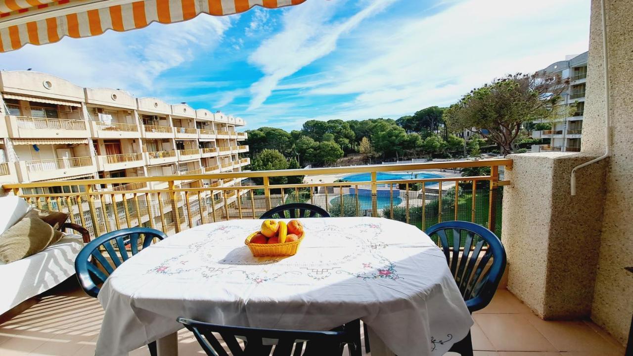 Apartamentos La Masia 002 Салоу Экстерьер фото